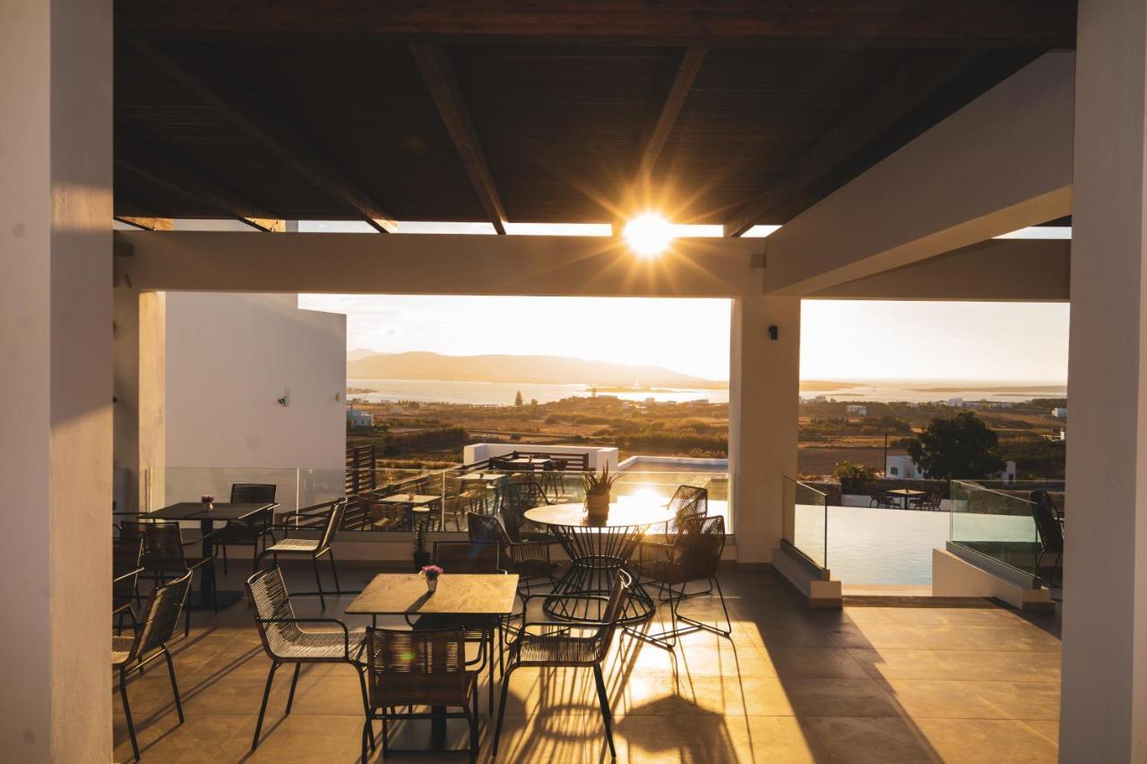 Kouros Blanc Resort & Suites Pounda Exterior photo